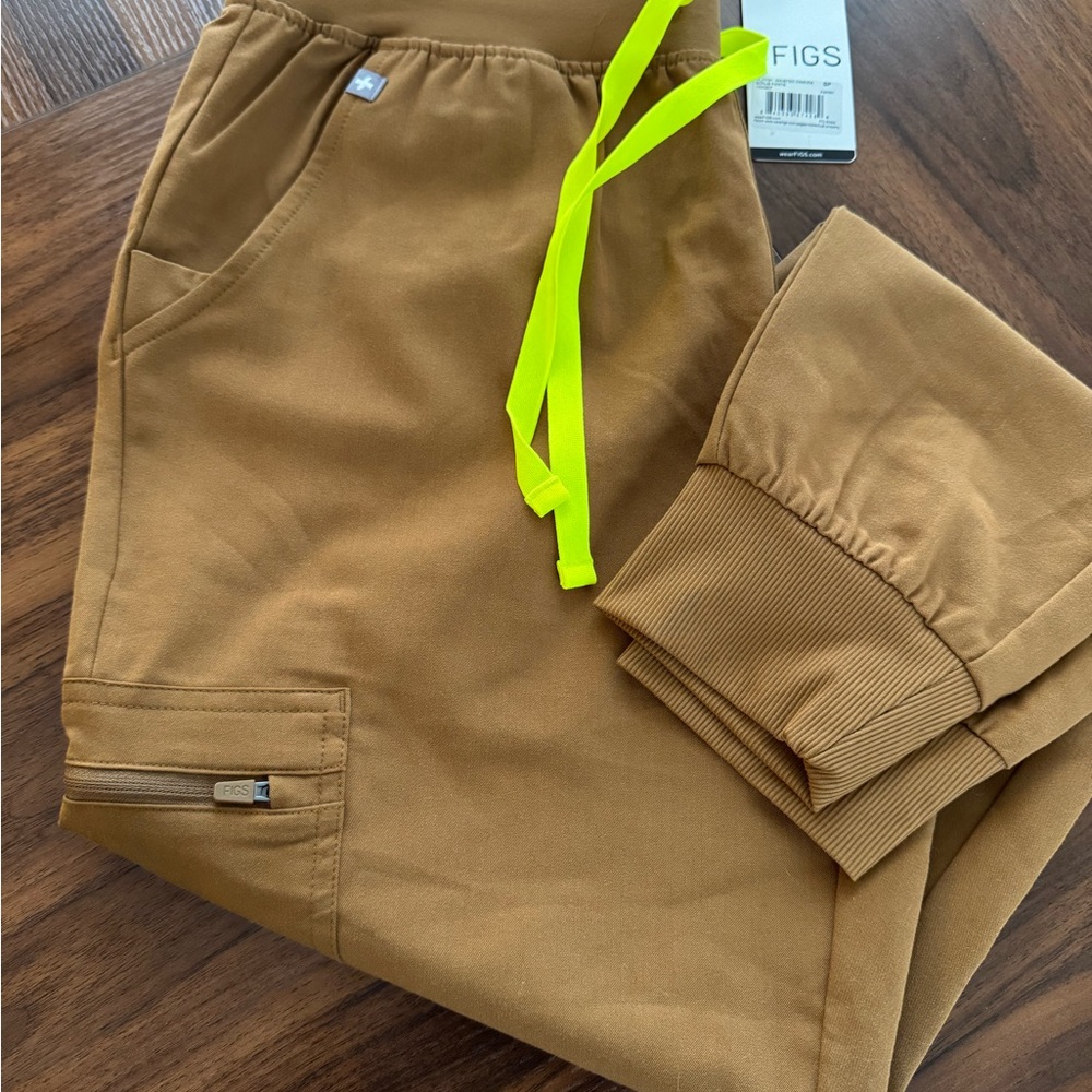 Figs Women’s High Waisted Zamora Jogger Scrub Pants